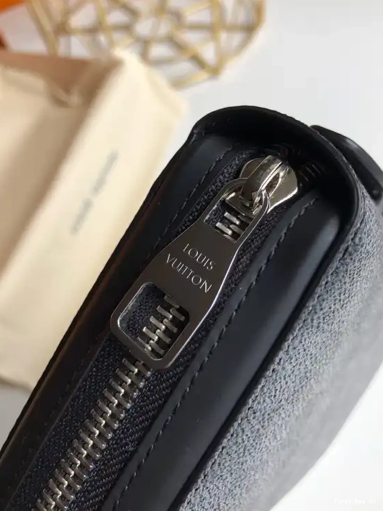 First bags ru WALLET XL Vuitton Louis ZIPPY 0525
